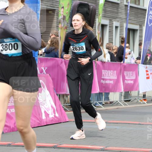 12.04.2026 - 45. Internationalen Wilhelmsburger Insellauf Strokosch-Dieckow http://msf.ph/oto/9479091 12.04.2026 13:28:54 Ziel 3800, 2630, 5520 meine-sportfotos.de