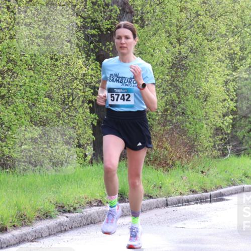 12.04.2026 - 45. Internationalen Wilhelmsburger Insellauf Yannick Fuchs http://msf.ph/oto/9479126 12.04.2026 10:17:12 Laufen 21, 0975, 5742 meine-sportfotos.de
