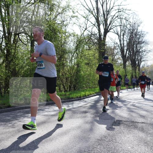 12.04.2026 - 45. Internationalen Wilhelmsburger Insellauf Yannick Fuchs http://msf.ph/oto/9479182 12.04.2026 10:29:50 Laufen  meine-sportfotos.de