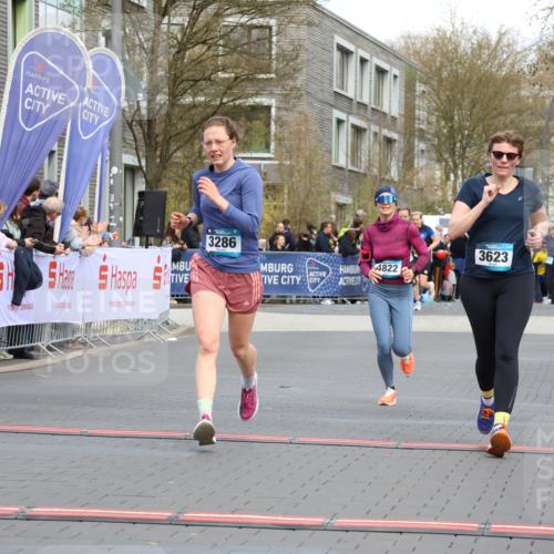 12.04.2026 - 45. Internationalen Wilhelmsburger Insellauf Strokosch-Dieckow http://msf.ph/oto/9479188 12.04.2026 12:59:17 Ziel 5174, 5846, 3286, 3623, 4822 meine-sportfotos.de