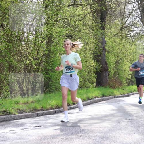 12.04.2026 - 45. Internationalen Wilhelmsburger Insellauf Yannick Fuchs http://msf.ph/oto/9479216 12.04.2026 10:17:21 Laufen 5503, 2160, 5440 meine-sportfotos.de
