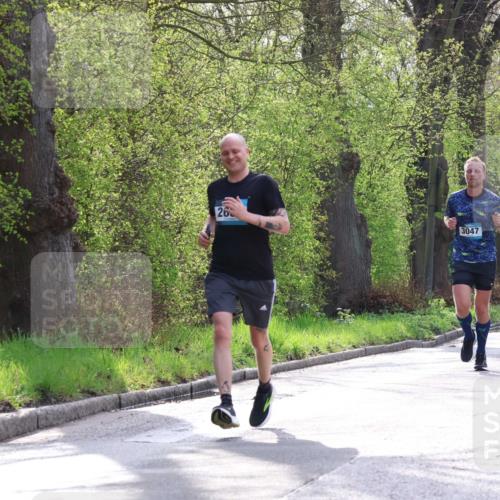 12.04.2026 - 45. Internationalen Wilhelmsburger Insellauf Yannick Fuchs http://msf.ph/oto/9479286 12.04.2026 10:17:28 Laufen 26, 3047, 4528 meine-sportfotos.de