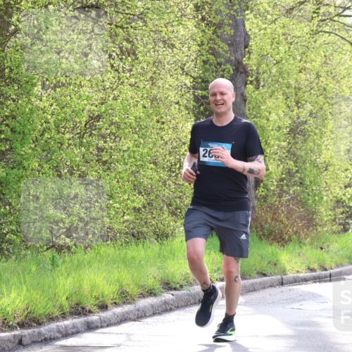 12.04.2026 - 45. Internationalen Wilhelmsburger Insellauf Yannick Fuchs http://msf.ph/oto/9479299 12.04.2026 10:17:30 Laufen 26 meine-sportfotos.de