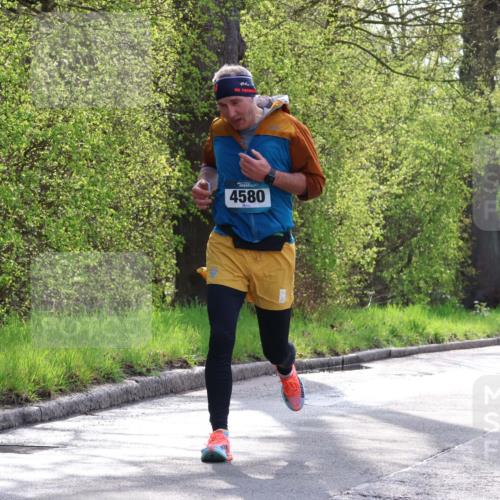 12.04.2026 - 45. Internationalen Wilhelmsburger Insellauf Yannick Fuchs http://msf.ph/oto/9479415 12.04.2026 10:17:41 Laufen 4580, 5055 meine-sportfotos.de