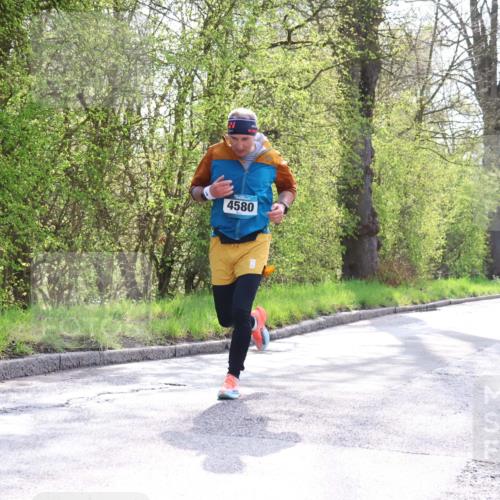 12.04.2026 - 45. Internationalen Wilhelmsburger Insellauf Yannick Fuchs http://msf.ph/oto/9479429 12.04.2026 10:17:42 Laufen 4580 meine-sportfotos.de