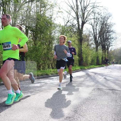 12.04.2026 - 45. Internationalen Wilhelmsburger Insellauf Yannick Fuchs http://msf.ph/oto/9479543 12.04.2026 10:17:52 Laufen 5645 meine-sportfotos.de