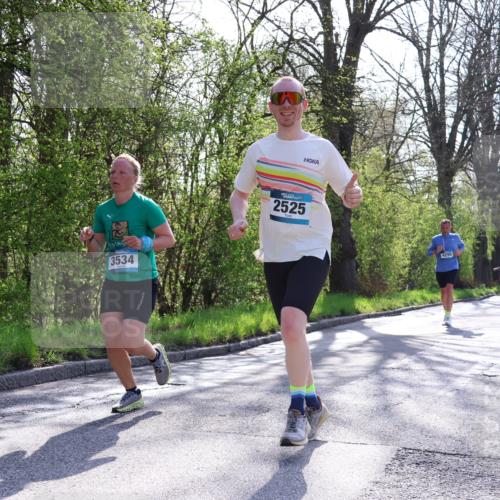 12.04.2026 - 45. Internationalen Wilhelmsburger Insellauf Yannick Fuchs http://msf.ph/oto/9479549 12.04.2026 10:30:12 Laufen  meine-sportfotos.de