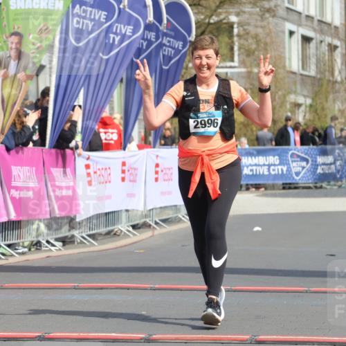 12.04.2026 - 45. Internationalen Wilhelmsburger Insellauf Strokosch-Dieckow http://msf.ph/oto/9479579 12.04.2026 11:47:29 Ziel 2996 meine-sportfotos.de