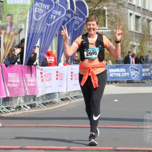 12.04.2026 - 45. Internationalen Wilhelmsburger Insellauf Strokosch-Dieckow http://msf.ph/oto/9479591 12.04.2026 11:47:29 Ziel 2996 meine-sportfotos.de