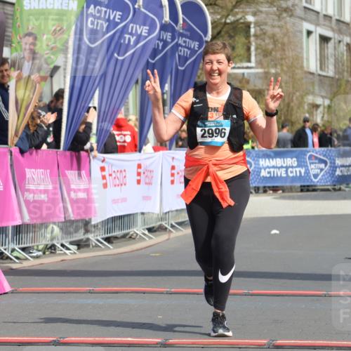 12.04.2026 - 45. Internationalen Wilhelmsburger Insellauf Strokosch-Dieckow http://msf.ph/oto/9479599 12.04.2026 11:47:29 Ziel 2996 meine-sportfotos.de