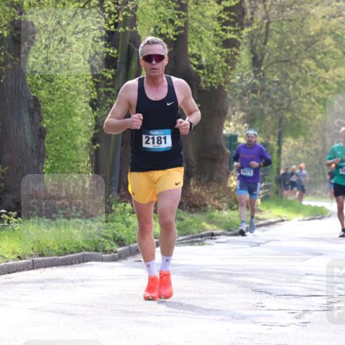 12.04.2026 - 45. Internationalen Wilhelmsburger Insellauf Yannick Fuchs http://msf.ph/oto/9479642 12.04.2026 10:18:01 Laufen 2181, 3473, 1815, 5685 meine-sportfotos.de