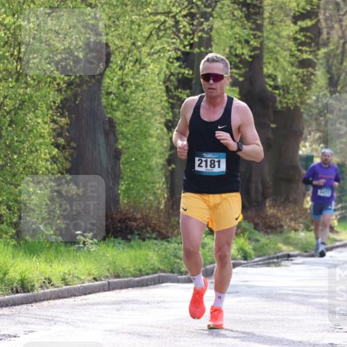 12.04.2026 - 45. Internationalen Wilhelmsburger Insellauf Yannick Fuchs http://msf.ph/oto/9479648 12.04.2026 10:18:02 Laufen 2181, 1819, 1471 meine-sportfotos.de