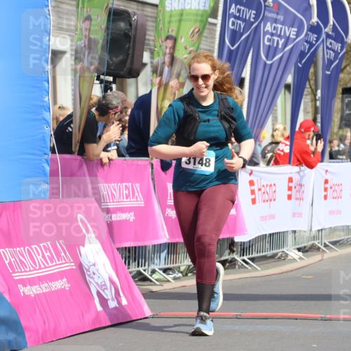 12.04.2026 - 45. Internationalen Wilhelmsburger Insellauf Strokosch-Dieckow http://msf.ph/oto/9479649 12.04.2026 11:47:54 Ziel 3148 meine-sportfotos.de