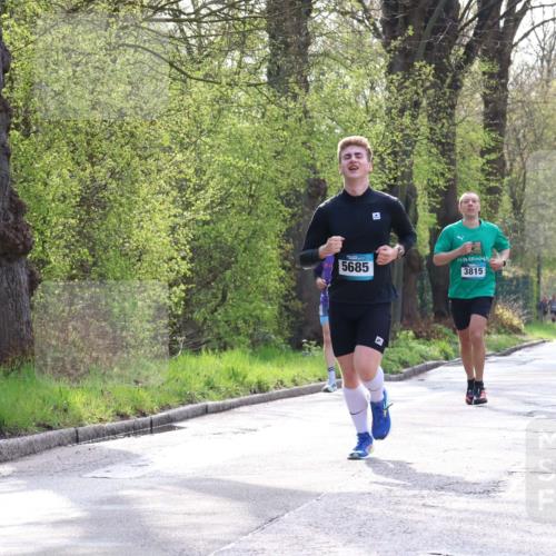 12.04.2026 - 45. Internationalen Wilhelmsburger Insellauf Yannick Fuchs http://msf.ph/oto/9479724 12.04.2026 10:18:10 Laufen 5685, 3815 meine-sportfotos.de