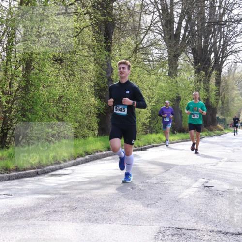 12.04.2026 - 45. Internationalen Wilhelmsburger Insellauf Yannick Fuchs http://msf.ph/oto/9479745 12.04.2026 10:18:11 Laufen 5685, 3473, 3815 meine-sportfotos.de