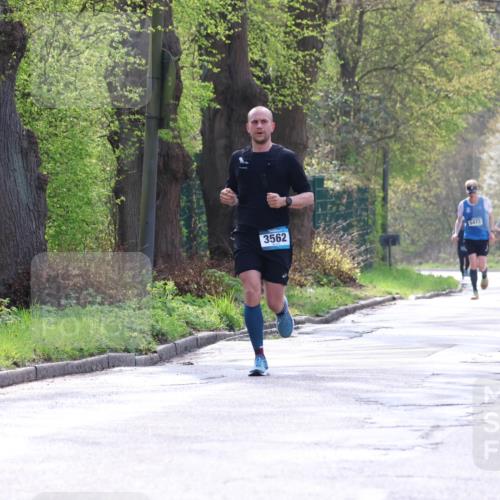 12.04.2026 - 45. Internationalen Wilhelmsburger Insellauf Yannick Fuchs http://msf.ph/oto/9479805 12.04.2026 10:18:18 Laufen 3562, 5473 meine-sportfotos.de