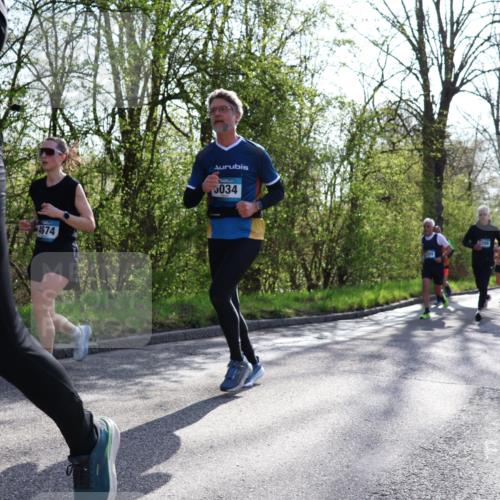 12.04.2026 - 45. Internationalen Wilhelmsburger Insellauf Yannick Fuchs http://msf.ph/oto/9479860 12.04.2026 10:30:27 Laufen  meine-sportfotos.de