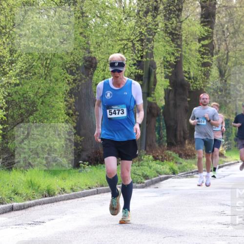12.04.2026 - 45. Internationalen Wilhelmsburger Insellauf Yannick Fuchs http://msf.ph/oto/9479883 12.04.2026 10:18:33 Laufen 5473, 4651, 48, 4154 meine-sportfotos.de