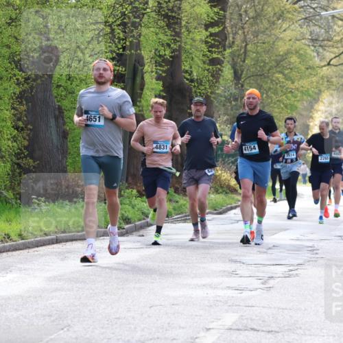 12.04.2026 - 45. Internationalen Wilhelmsburger Insellauf Yannick Fuchs http://msf.ph/oto/9479903 12.04.2026 10:18:37 Laufen 4651, 4831, 4154, 4194 meine-sportfotos.de