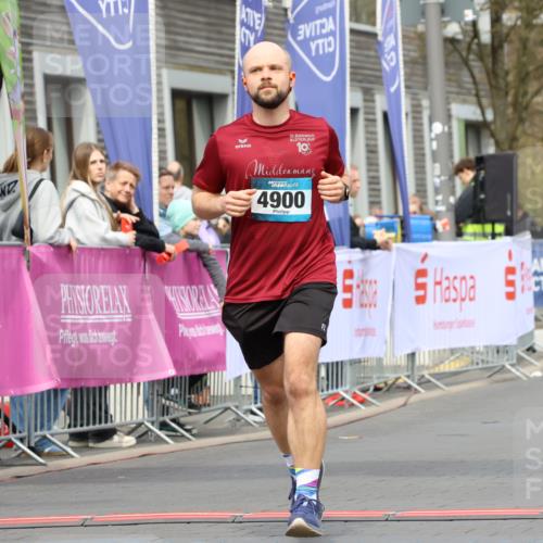 12.04.2026 - 45. Internationalen Wilhelmsburger Insellauf Strokosch-Dieckow http://msf.ph/oto/9479946 12.04.2026 13:27:46 Ziel 3960, 3955, 4900 meine-sportfotos.de