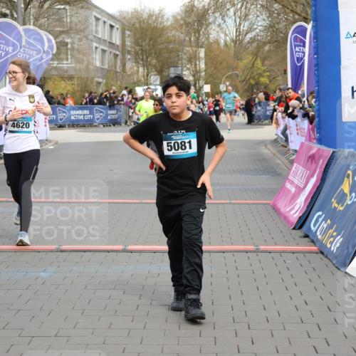 12.04.2026 - 45. Internationalen Wilhelmsburger Insellauf Strokosch-Dieckow http://msf.ph/oto/9479963 12.04.2026 13:00:10 Ziel 2006, 4096, 5081, 4623, 4620, 3999 meine-sportfotos.de