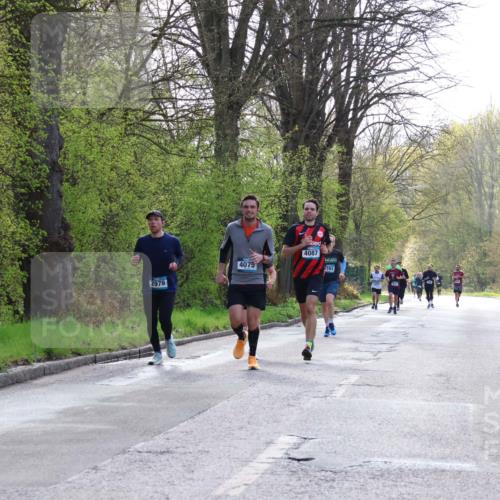 12.04.2026 - 45. Internationalen Wilhelmsburger Insellauf Yannick Fuchs http://msf.ph/oto/9480045 12.04.2026 10:18:52 Laufen 4087, 4075, 2793, 2979 meine-sportfotos.de