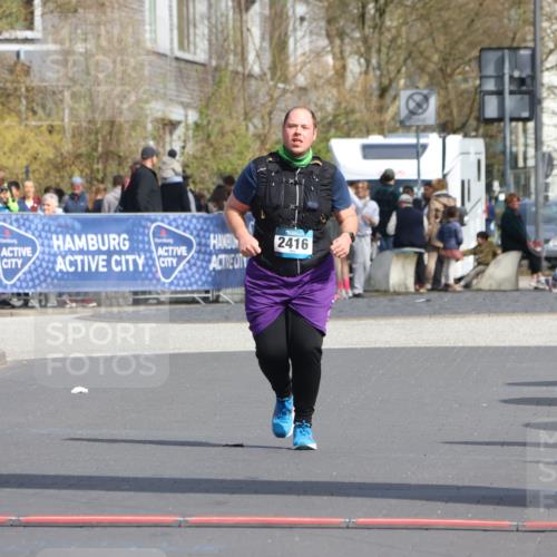 12.04.2026 - 45. Internationalen Wilhelmsburger Insellauf Strokosch-Dieckow http://msf.ph/oto/9480048 12.04.2026 11:50:38 Ziel 2416 meine-sportfotos.de