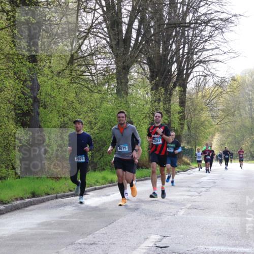 12.04.2026 - 45. Internationalen Wilhelmsburger Insellauf Yannick Fuchs http://msf.ph/oto/9480051 12.04.2026 10:18:52 Laufen 4075, 2979, 4087, 2793 meine-sportfotos.de