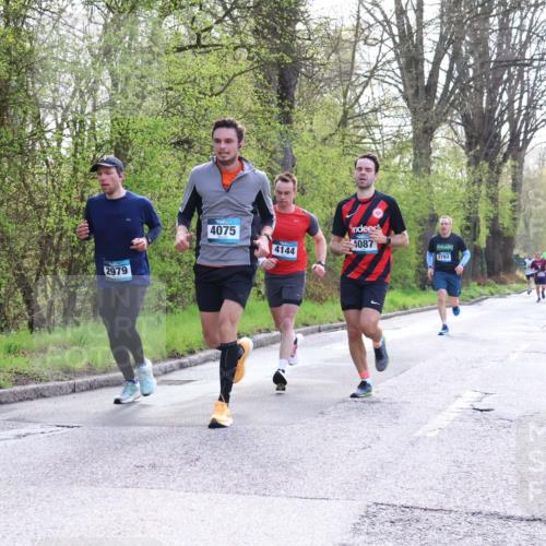 12.04.2026 - 45. Internationalen Wilhelmsburger Insellauf Yannick Fuchs http://msf.ph/oto/9480076 12.04.2026 10:18:55 Laufen 2979, 4075, 4087, 4144, 2793 meine-sportfotos.de