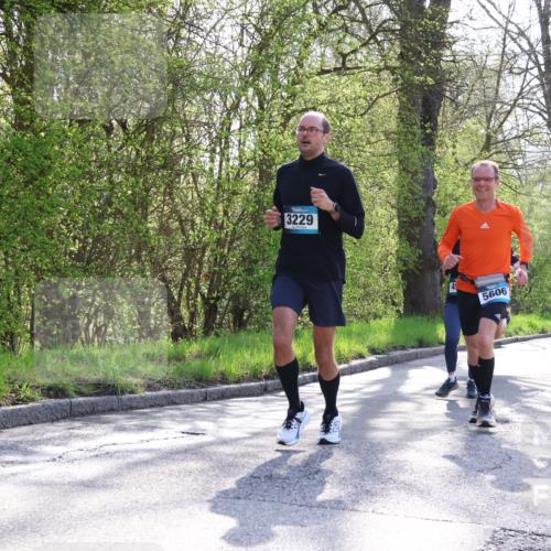 12.04.2026 - 45. Internationalen Wilhelmsburger Insellauf Yannick Fuchs http://msf.ph/oto/9480077 12.04.2026 10:30:38 Laufen  meine-sportfotos.de