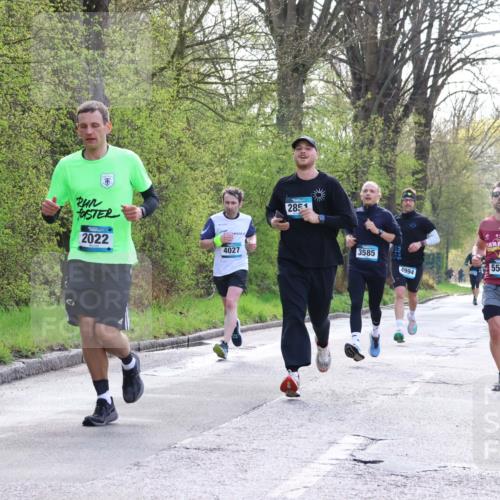 12.04.2026 - 45. Internationalen Wilhelmsburger Insellauf Yannick Fuchs http://msf.ph/oto/9480127 12.04.2026 10:19:05 Laufen 2022, 4027, 2851, 3585, 5585, 4994 meine-sportfotos.de