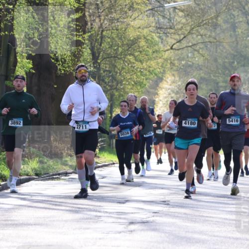 12.04.2026 - 45. Internationalen Wilhelmsburger Insellauf Yannick Fuchs http://msf.ph/oto/9480159 12.04.2026 10:30:43 Laufen  meine-sportfotos.de