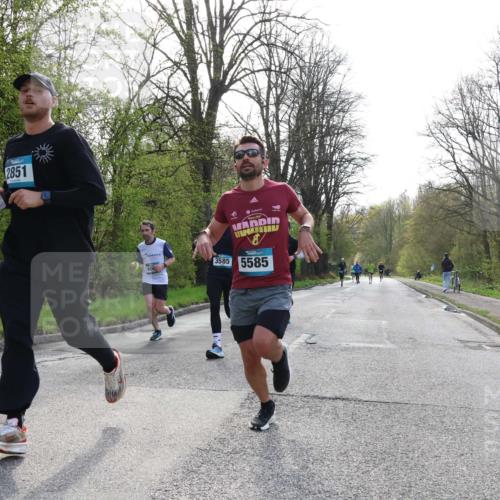 12.04.2026 - 45. Internationalen Wilhelmsburger Insellauf Yannick Fuchs http://msf.ph/oto/9480160 12.04.2026 10:19:08 Laufen 2851, 40, 3585, 5585 meine-sportfotos.de