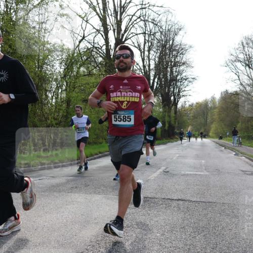 12.04.2026 - 45. Internationalen Wilhelmsburger Insellauf Yannick Fuchs http://msf.ph/oto/9480162 12.04.2026 10:19:08 Laufen 2851, 4027, 5585, 4994 meine-sportfotos.de