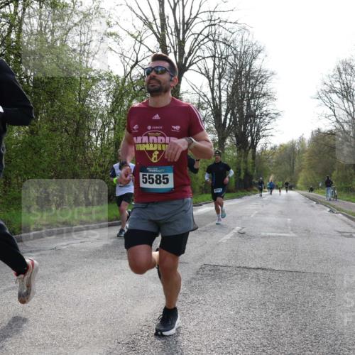 12.04.2026 - 45. Internationalen Wilhelmsburger Insellauf Yannick Fuchs http://msf.ph/oto/9480164 12.04.2026 10:19:08 Laufen 2851, 5585, 1994 meine-sportfotos.de