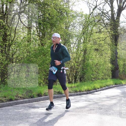 12.04.2026 - 45. Internationalen Wilhelmsburger Insellauf Yannick Fuchs http://msf.ph/oto/9480209 12.04.2026 10:19:18 Laufen 5316, 5833 meine-sportfotos.de