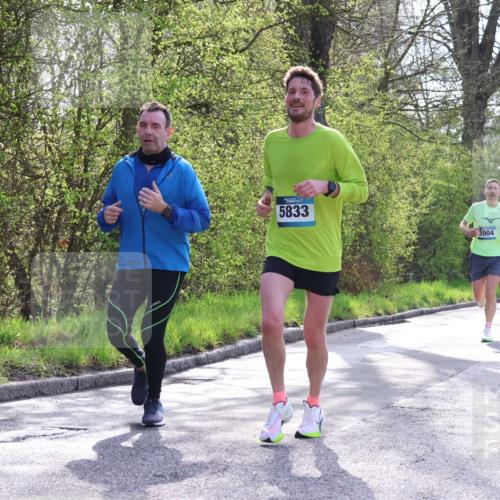 12.04.2026 - 45. Internationalen Wilhelmsburger Insellauf Yannick Fuchs http://msf.ph/oto/9480237 12.04.2026 10:19:21 Laufen 5833, 3904 meine-sportfotos.de