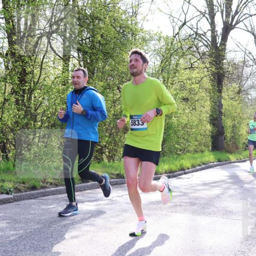 12.04.2026 - 45. Internationalen Wilhelmsburger Insellauf Yannick Fuchs http://msf.ph/oto/9480245 12.04.2026 10:19:22 Laufen 5833 meine-sportfotos.de