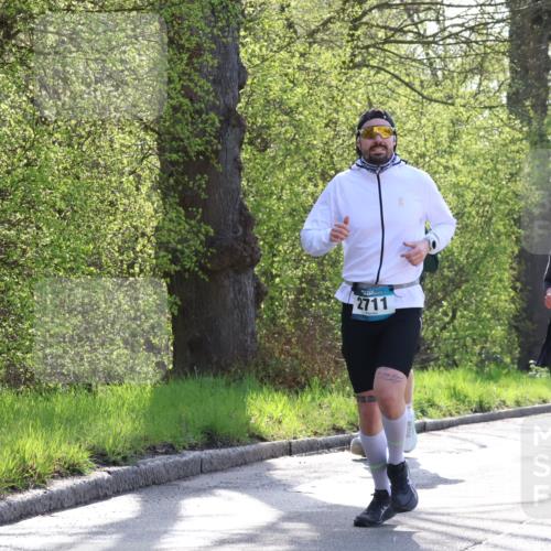 12.04.2026 - 45. Internationalen Wilhelmsburger Insellauf Yannick Fuchs http://msf.ph/oto/9480248 12.04.2026 10:30:48 Laufen  meine-sportfotos.de