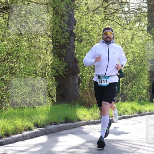 12.04.2026 - 45. Internationalen Wilhelmsburger Insellauf Yannick Fuchs http://msf.ph/oto/9480251 12.04.2026 10:30:48 Laufen  meine-sportfotos.de
