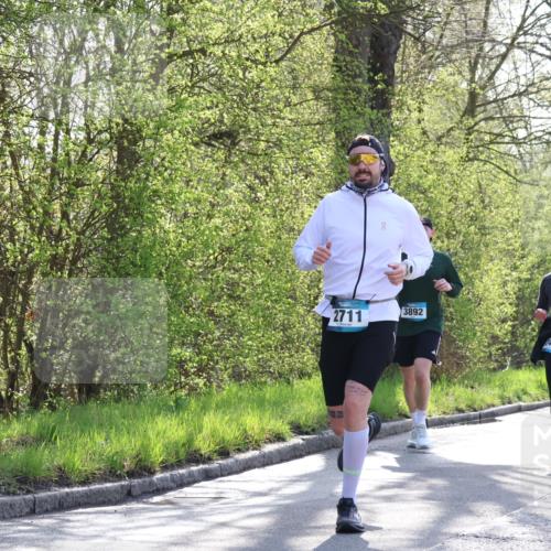 12.04.2026 - 45. Internationalen Wilhelmsburger Insellauf Yannick Fuchs http://msf.ph/oto/9480270 12.04.2026 10:30:49 Laufen  meine-sportfotos.de