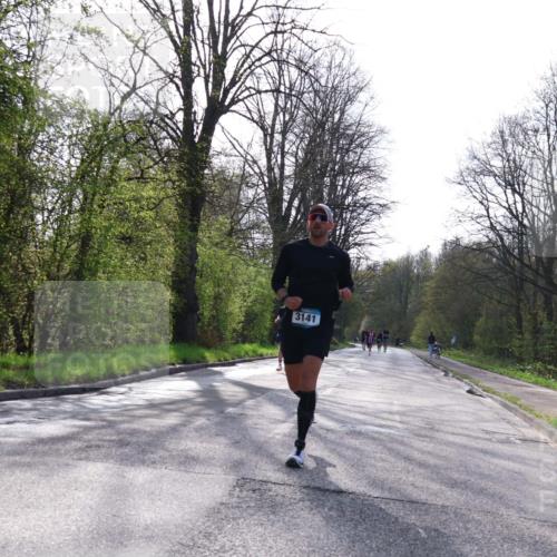 12.04.2026 - 45. Internationalen Wilhelmsburger Insellauf Yannick Fuchs http://msf.ph/oto/9480273 12.04.2026 10:19:25 Laufen 3904, 3141 meine-sportfotos.de