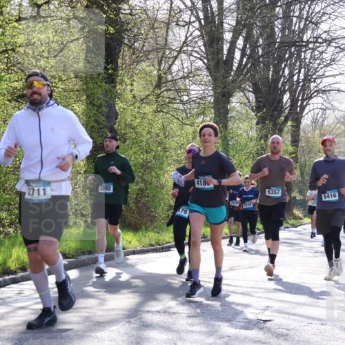 12.04.2026 - 45. Internationalen Wilhelmsburger Insellauf Yannick Fuchs http://msf.ph/oto/9480275 12.04.2026 10:30:50 Laufen  meine-sportfotos.de