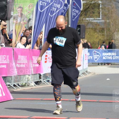 12.04.2026 - 45. Internationalen Wilhelmsburger Insellauf Strokosch-Dieckow http://msf.ph/oto/9480303 12.04.2026 11:53:33 Ziel 3346 meine-sportfotos.de