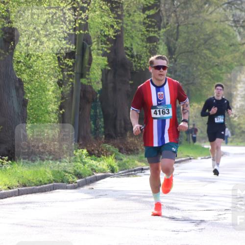 12.04.2026 - 45. Internationalen Wilhelmsburger Insellauf Yannick Fuchs http://msf.ph/oto/9480331 12.04.2026 10:19:31 Laufen 4163, 3772, 4979, 4975 meine-sportfotos.de