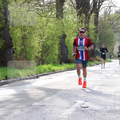 12.04.2026 - 45. Internationalen Wilhelmsburger Insellauf Yannick Fuchs http://msf.ph/oto/9480353 12.04.2026 10:19:33 Laufen 4163, 3778, 4979, 4975 meine-sportfotos.de