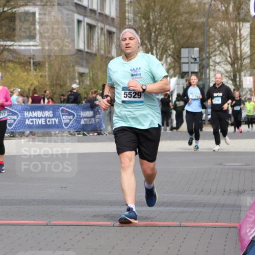 12.04.2026 - 45. Internationalen Wilhelmsburger Insellauf Strokosch-Dieckow http://msf.ph/oto/9480370 12.04.2026 13:27:17 Ziel  meine-sportfotos.de