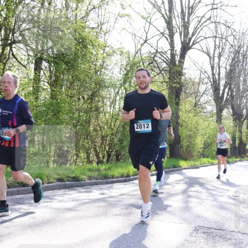 12.04.2026 - 45. Internationalen Wilhelmsburger Insellauf Yannick Fuchs http://msf.ph/oto/9480392 12.04.2026 10:30:56 Laufen  meine-sportfotos.de