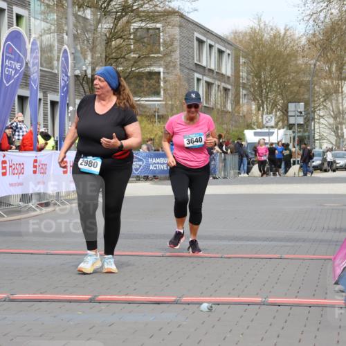 12.04.2026 - 45. Internationalen Wilhelmsburger Insellauf Strokosch-Dieckow http://msf.ph/oto/9480406 12.04.2026 13:27:04 Ziel 4124, 2980, 3640 meine-sportfotos.de