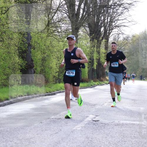 12.04.2026 - 45. Internationalen Wilhelmsburger Insellauf Yannick Fuchs http://msf.ph/oto/9480415 12.04.2026 10:19:40 Laufen 4979, 4975 meine-sportfotos.de